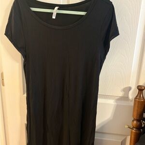 Old Navy Black Short Sleeve Tee